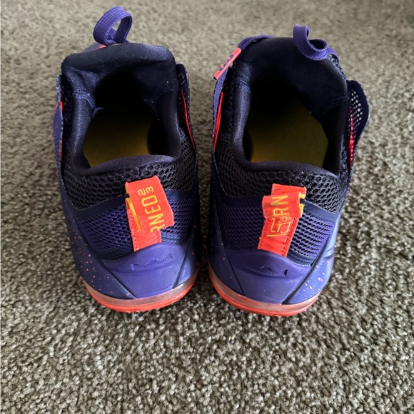Nike LeBron 12 Low Court Purple - Picture 4 of 7